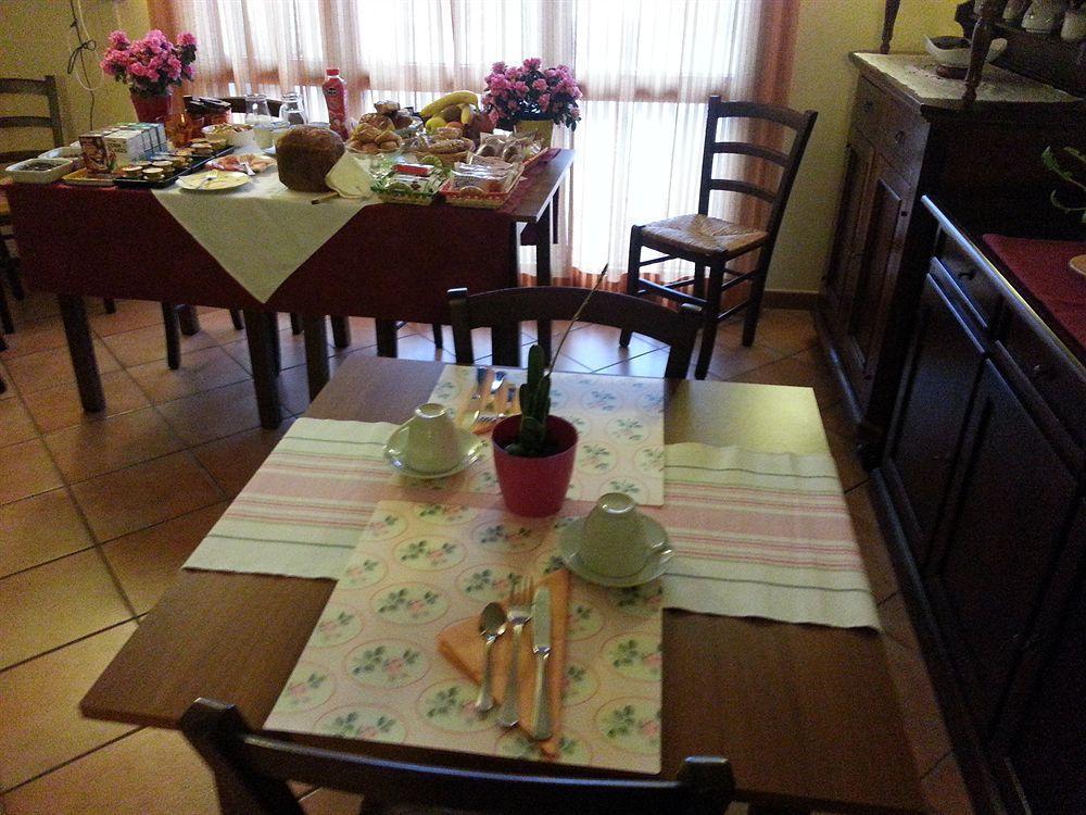 B&B La Casa Di Zefiro Limite Kültér fotó